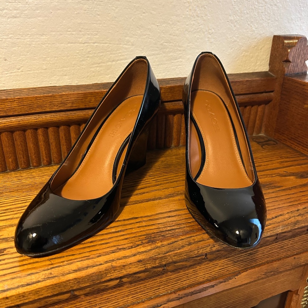 Women's Coach Black Patten Leather Wedge sz 7